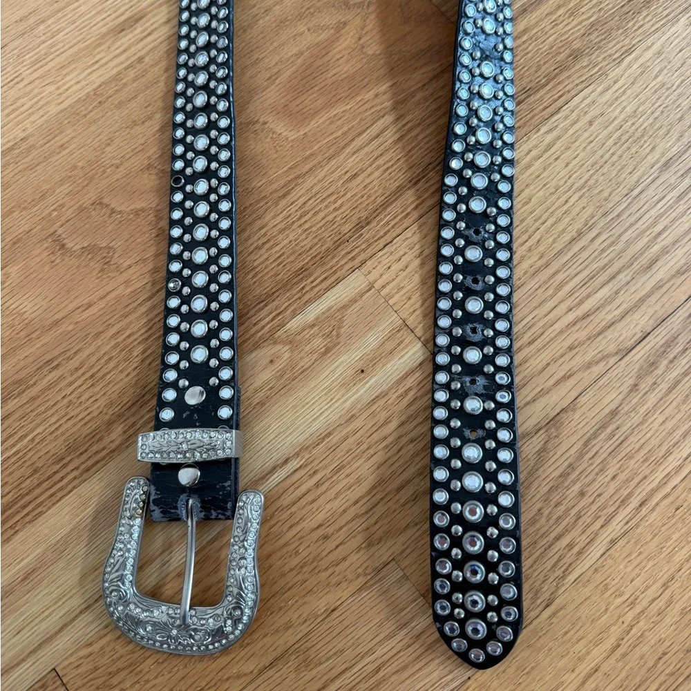Black leather studded belt size M